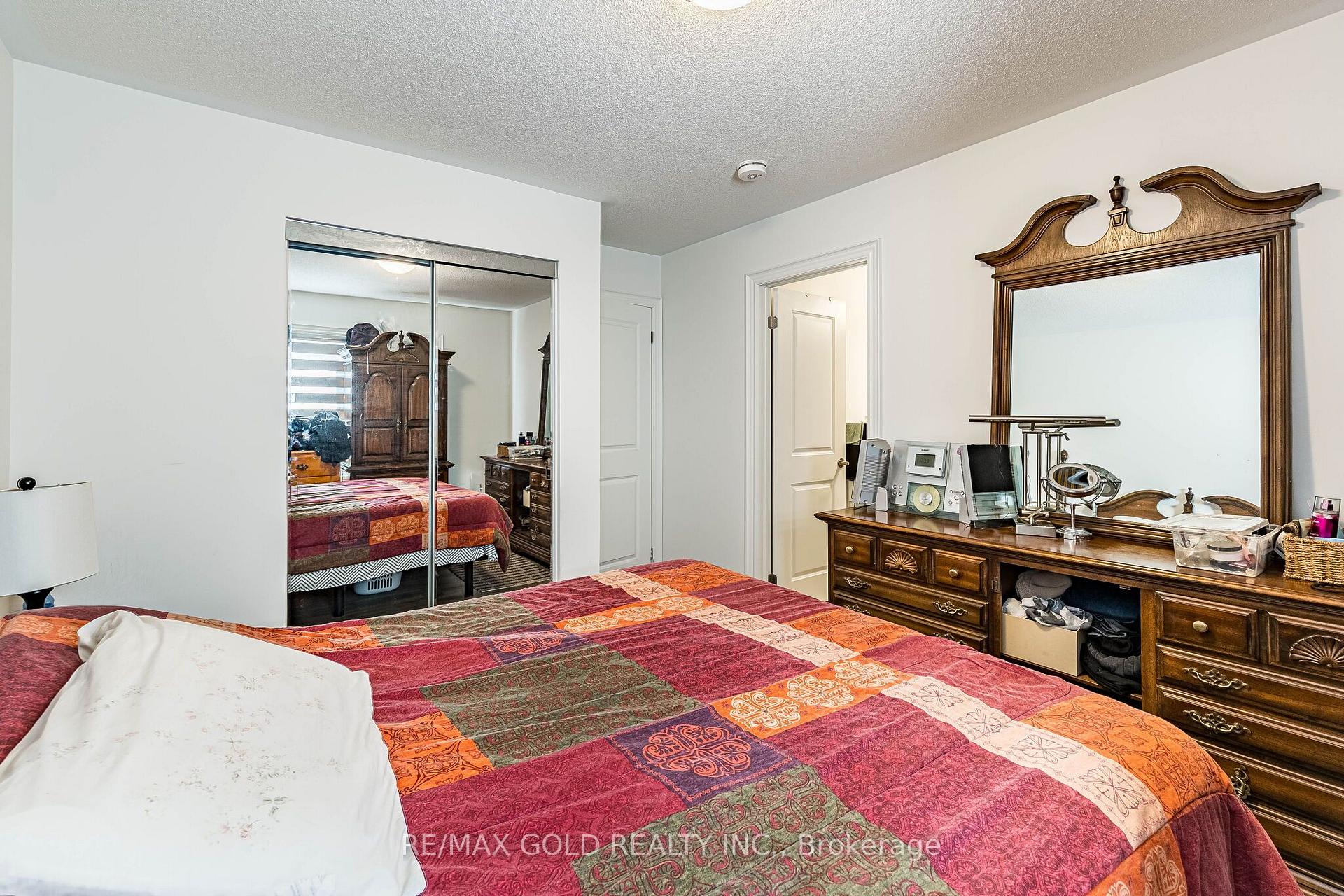 Photo 30 of 13 Keppel Circle, Brampton, Northwest Brampton — HOMEH