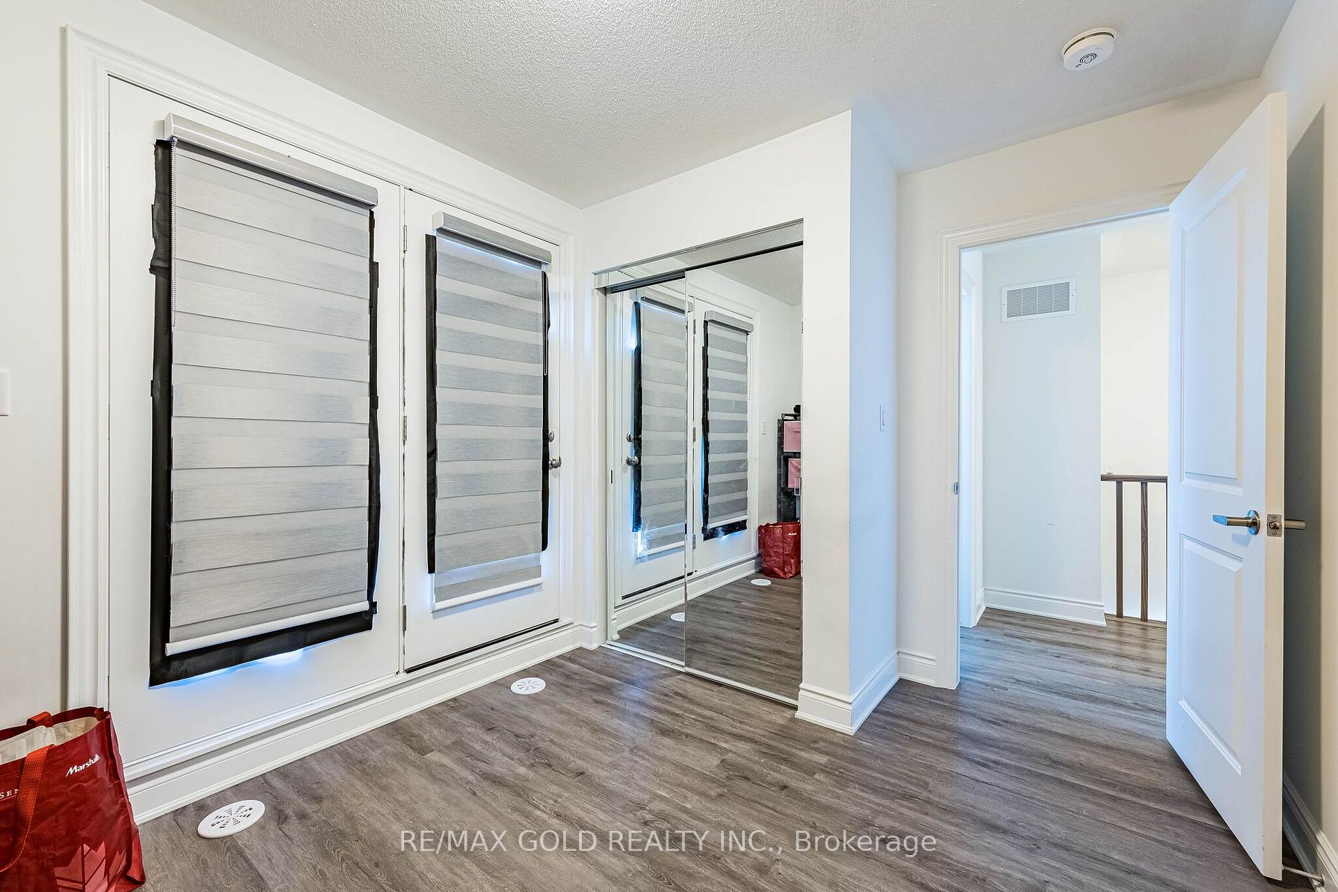 Photo 37 of 13 Keppel Circle, Brampton, Northwest Brampton — HOMEH