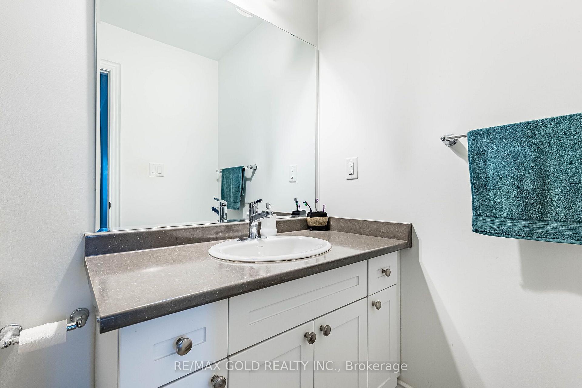 Photo 39 of 13 Keppel Circle, Brampton, Northwest Brampton — HOMEH