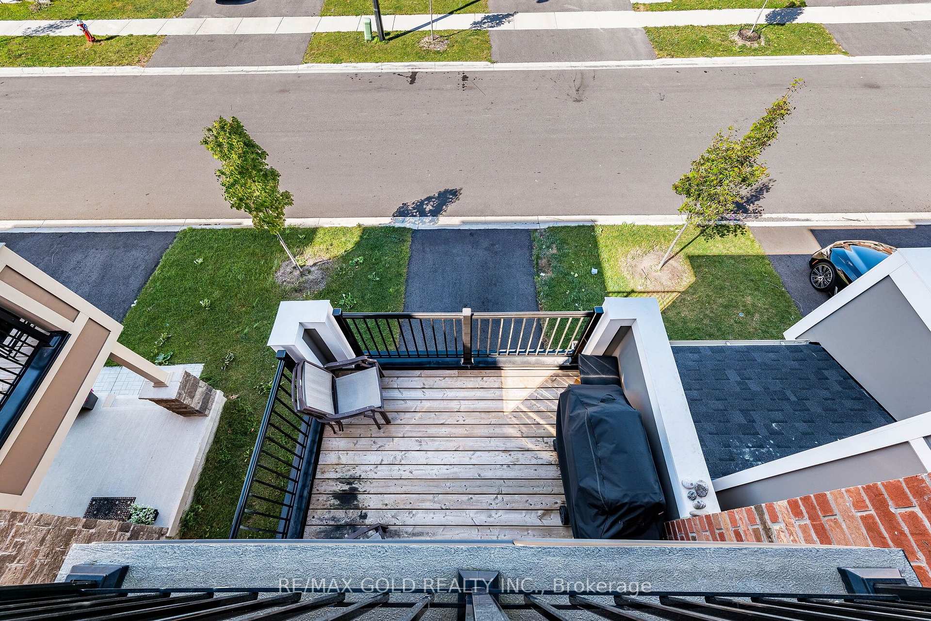 Photo 42 of 13 Keppel Circle, Brampton, Northwest Brampton — HOMEH