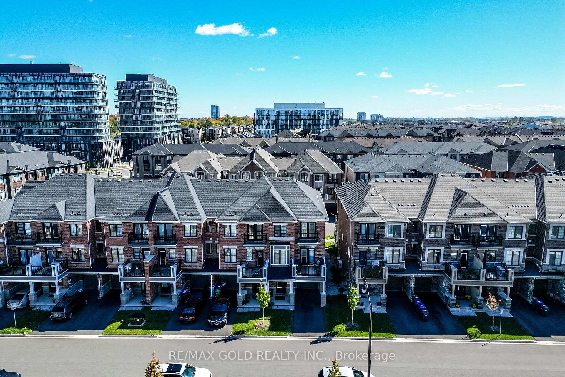 Photo 48 of 13 Keppel Circle, Brampton, Northwest Brampton — HOMEH