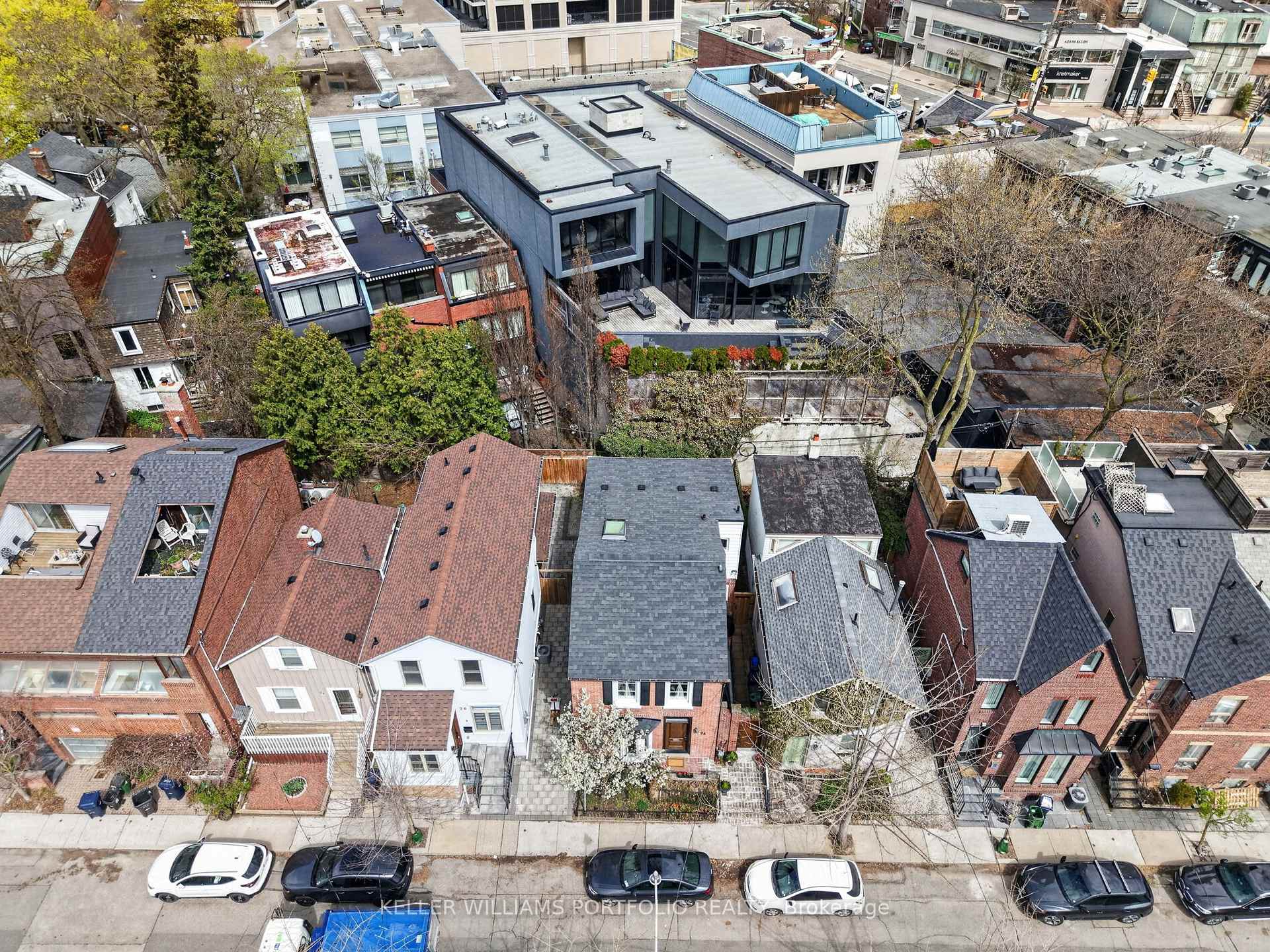 Photo 40 of 24 Bishop Street, Toronto, The Annex — HOMEH