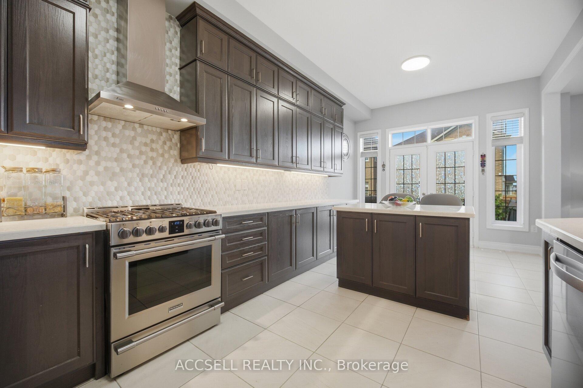 Photo 10 of 15271 Danby Road, Halton Hills, Georgetown — HOMEH