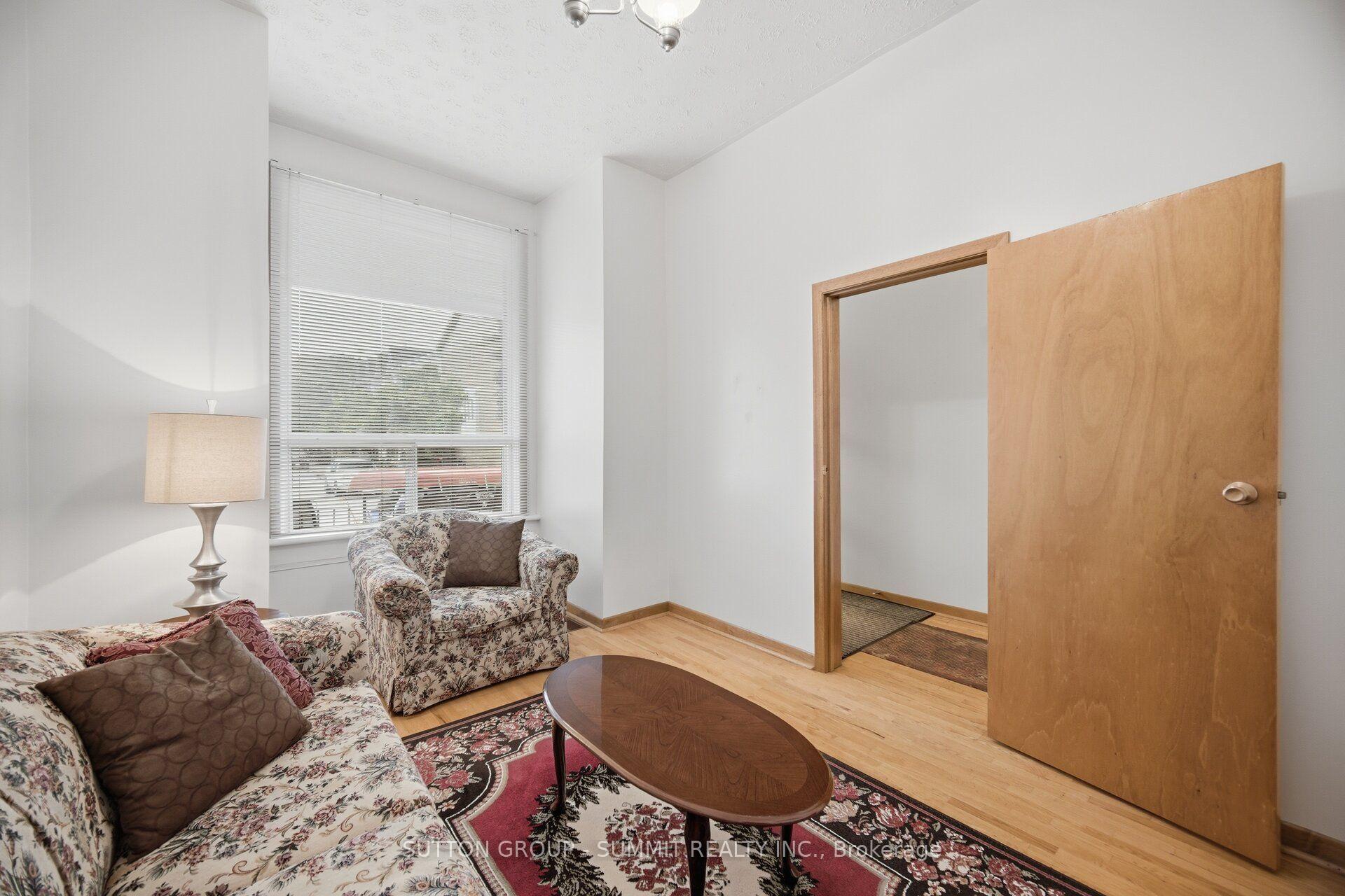 Photo 8 of 28 Symington Avenue, Toronto, Dovercourt-Wallace Emerson-Junction — HOMEH