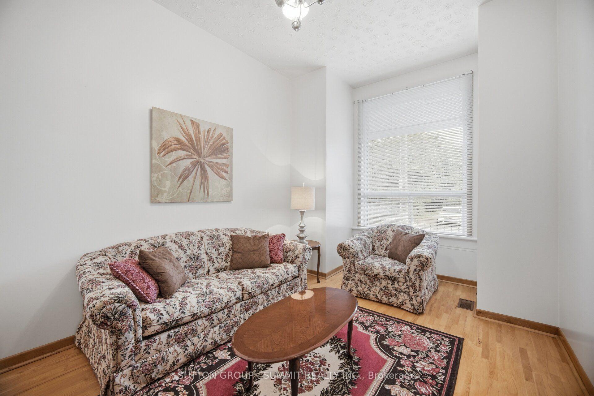 Photo 9 of 28 Symington Avenue, Toronto, Dovercourt-Wallace Emerson-Junction — HOMEH