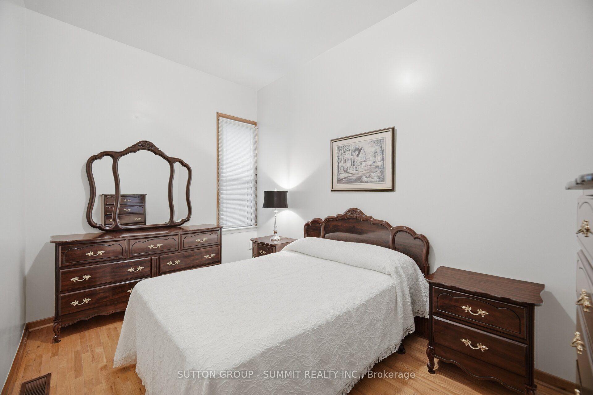 Photo 16 of 28 Symington Avenue, Toronto, Dovercourt-Wallace Emerson-Junction — HOMEH