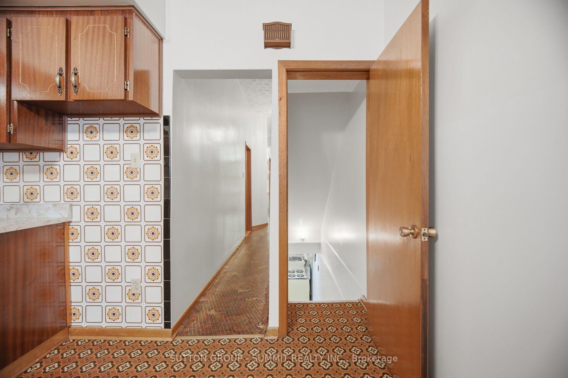Photo 33 of 28 Symington Avenue, Toronto, Dovercourt-Wallace Emerson-Junction — HOMEH