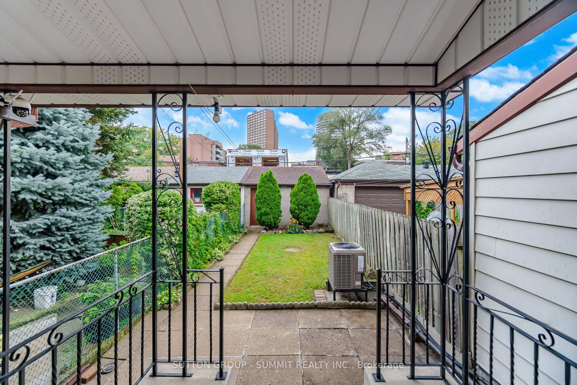 Photo 44 of 28 Symington Avenue, Toronto, Dovercourt-Wallace Emerson-Junction — HOMEH