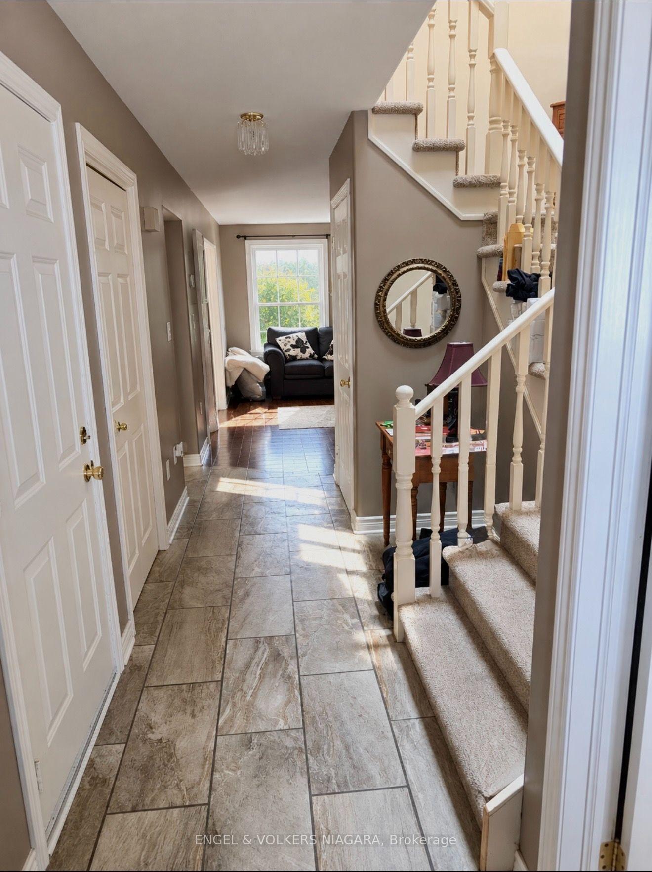 Photo 5 of 7714 Cortina Crescent, Niagara Falls, Ascot — HOMEH