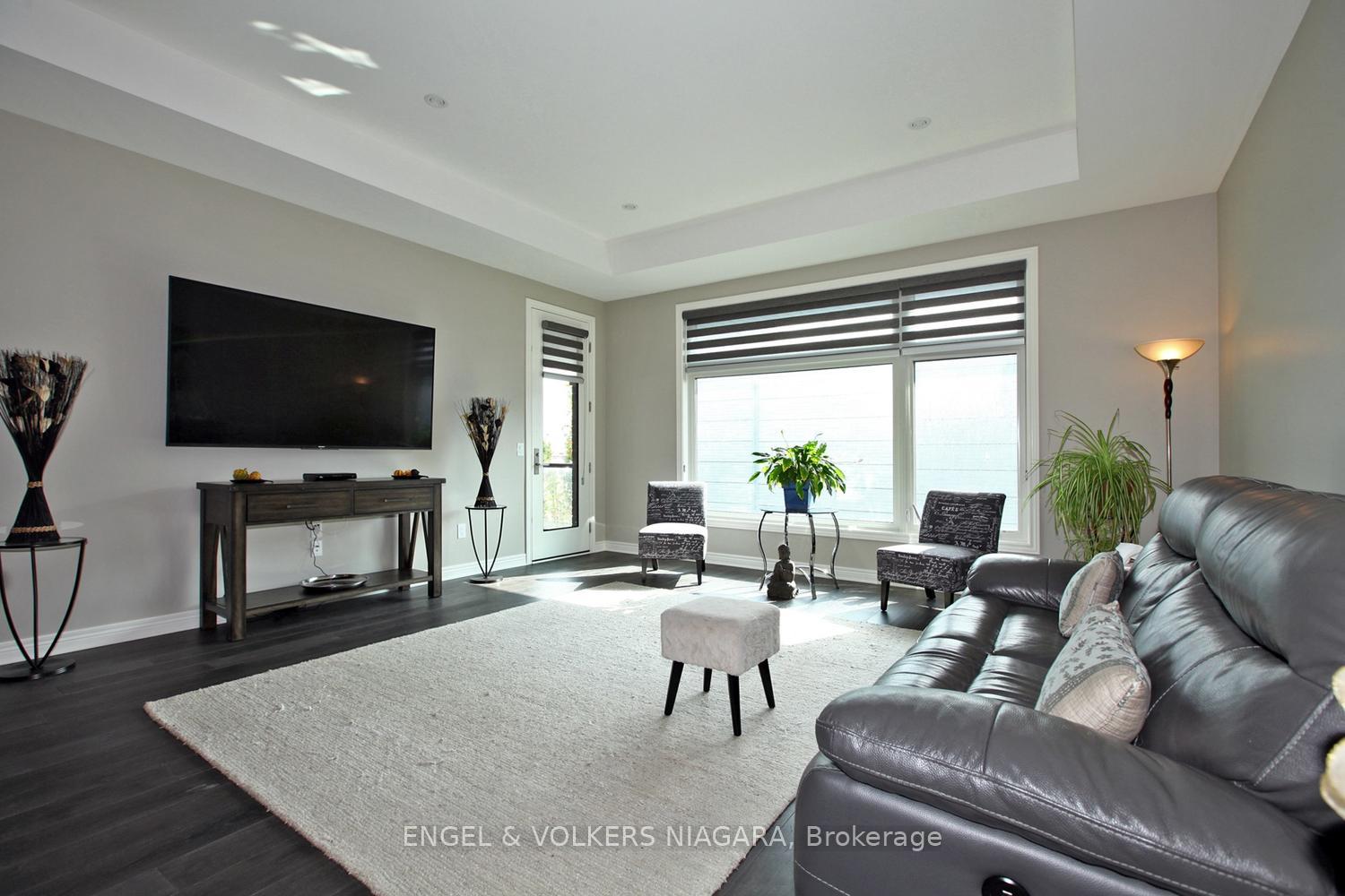 Photo 4 of Unit 12, 7276 Optimist Lane, Niagara Falls, Morrison — HOMEH