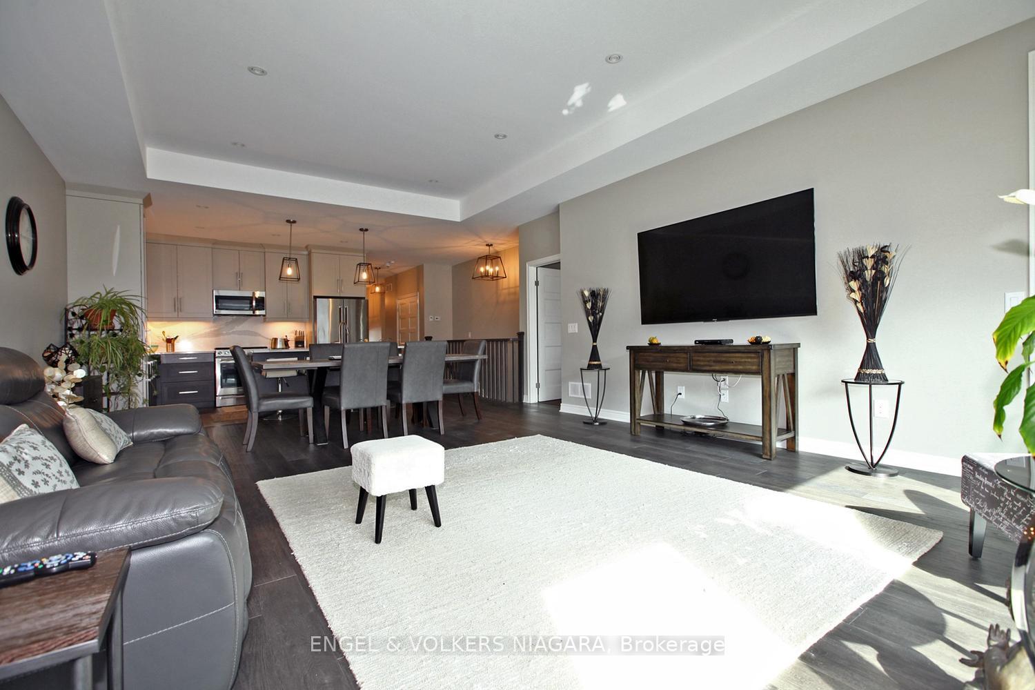Photo 8 of Unit 12, 7276 Optimist Lane, Niagara Falls, Morrison — HOMEH