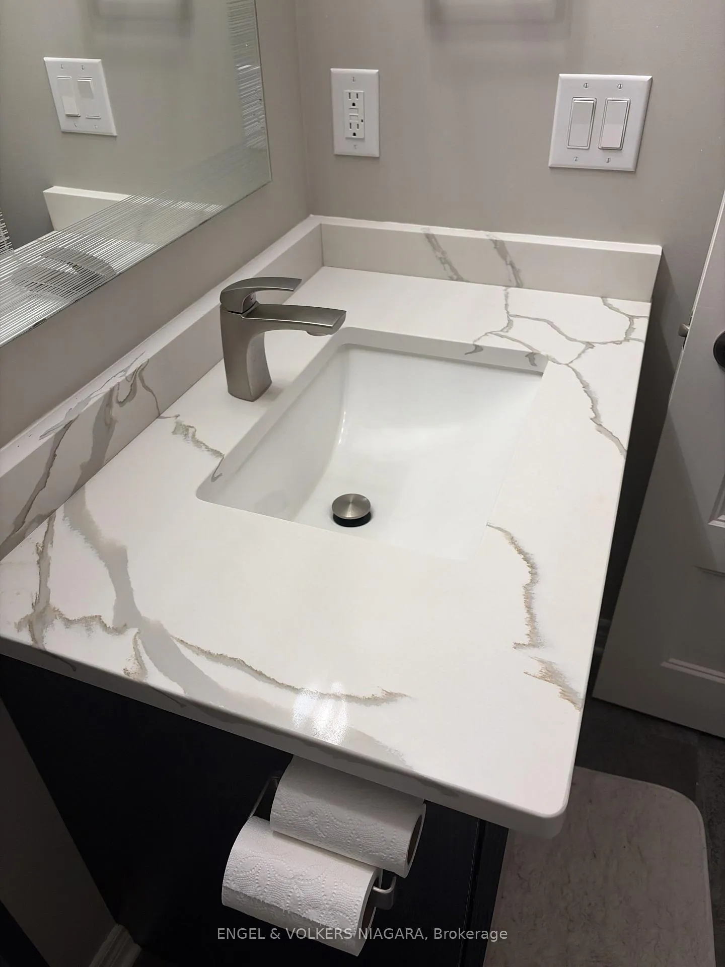 Photo 36 of Unit 12, 7276 Optimist Lane, Niagara Falls, Morrison — HOMEH