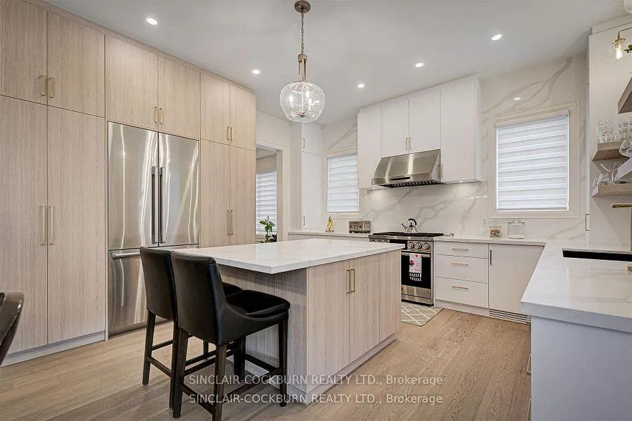 Photo 8 of 1 John Anthony Drive, Markham, Victoria Square — HOMEH