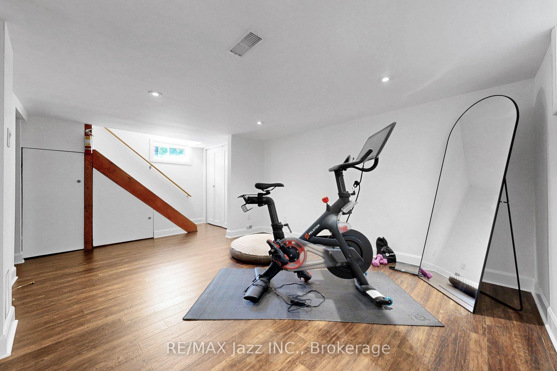 Photo 17 of 559 Masson Street, Oshawa, O'Neill — HOMEH