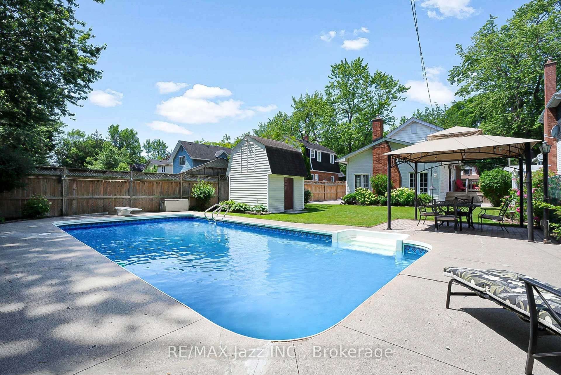 Photo 22 of 559 Masson Street, Oshawa, O'Neill — HOMEH