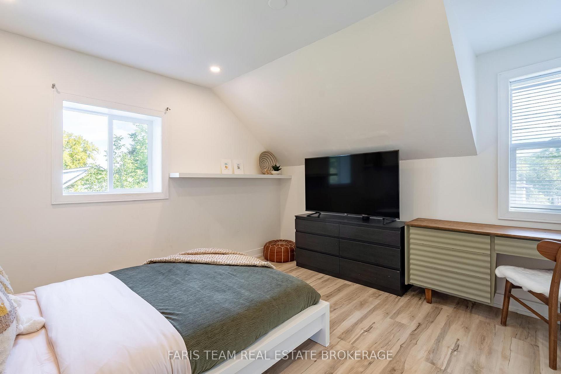 Photo 73 of 1020 Ewart Street, Innisfil, Rural Innisfil — HOMEH