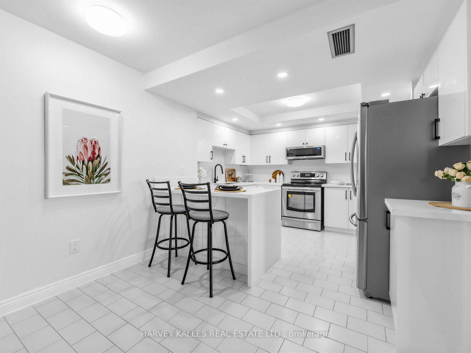 Photo 11 of Unit 1108, 65 Spring Garden Avenue, North York, Willowdale East — HOMEH