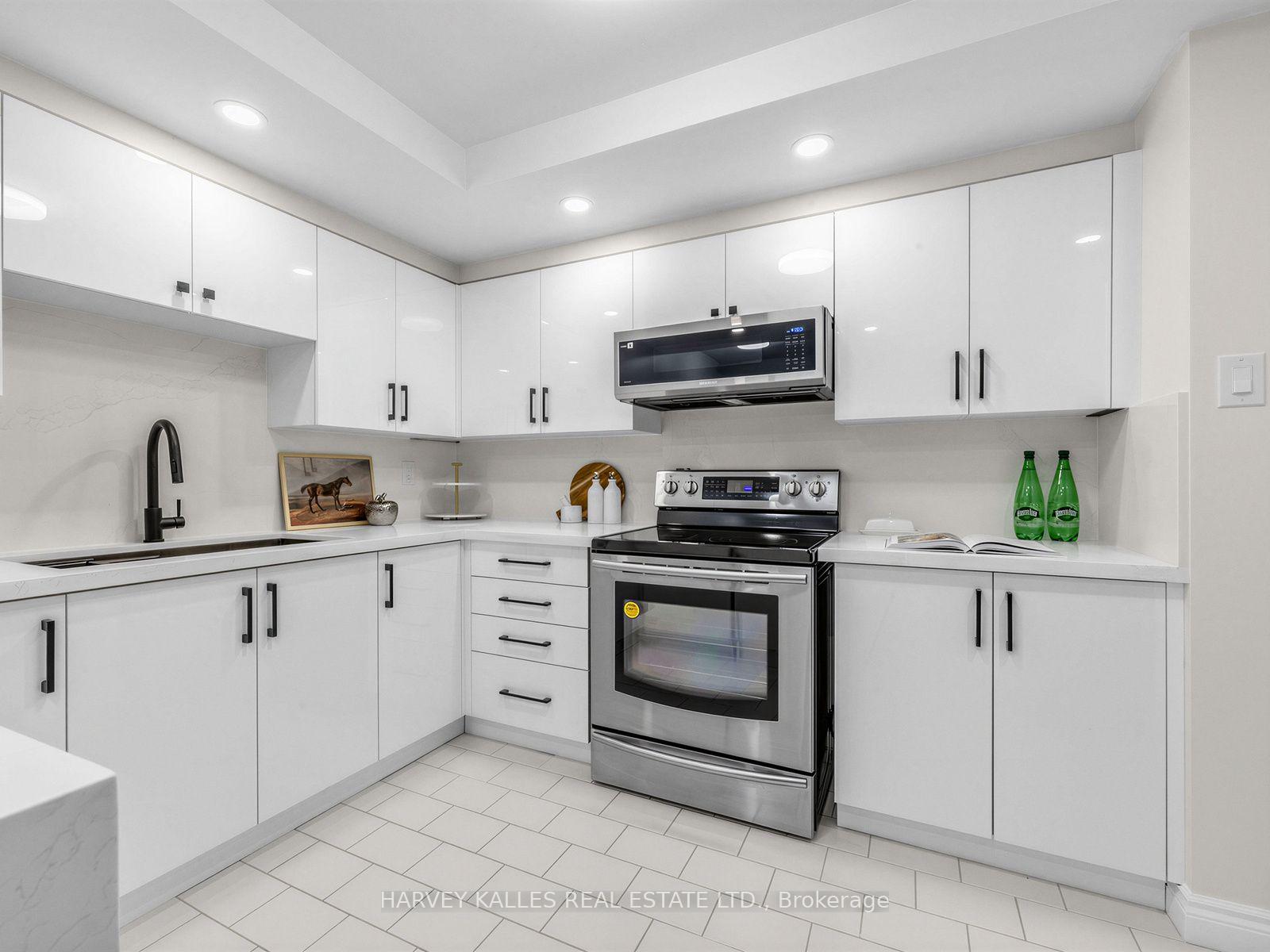 Photo 13 of Unit 1108, 65 Spring Garden Avenue, North York, Willowdale East — HOMEH