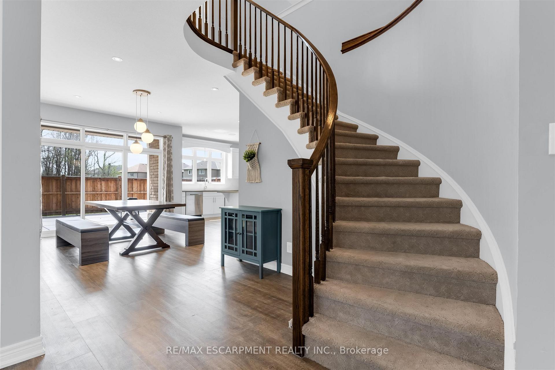 Photo 11 of 1 Elderberry Road, Thorold, Confederation Heights — HOMEH