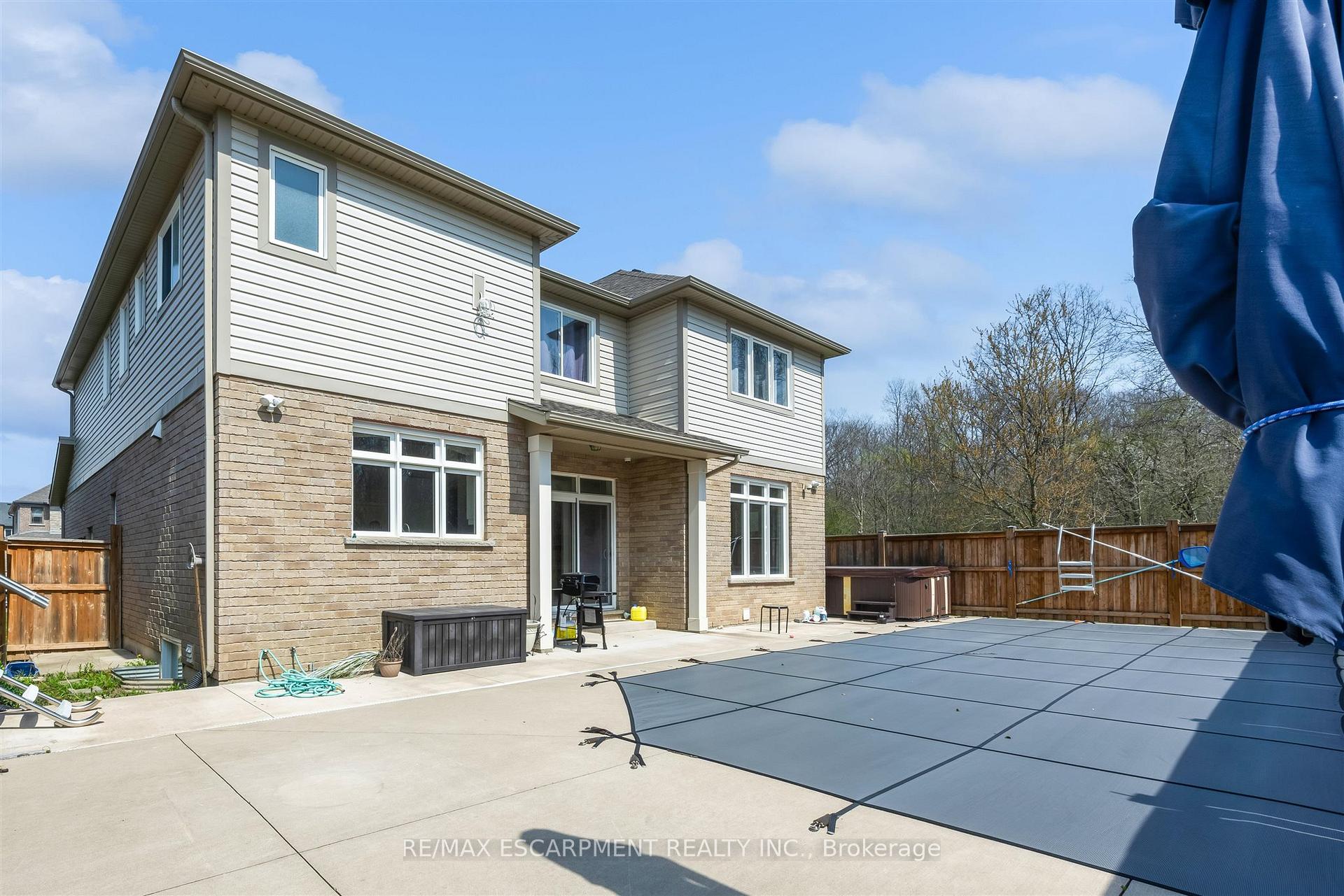 Photo 39 of 1 Elderberry Road, Thorold, Confederation Heights — HOMEH