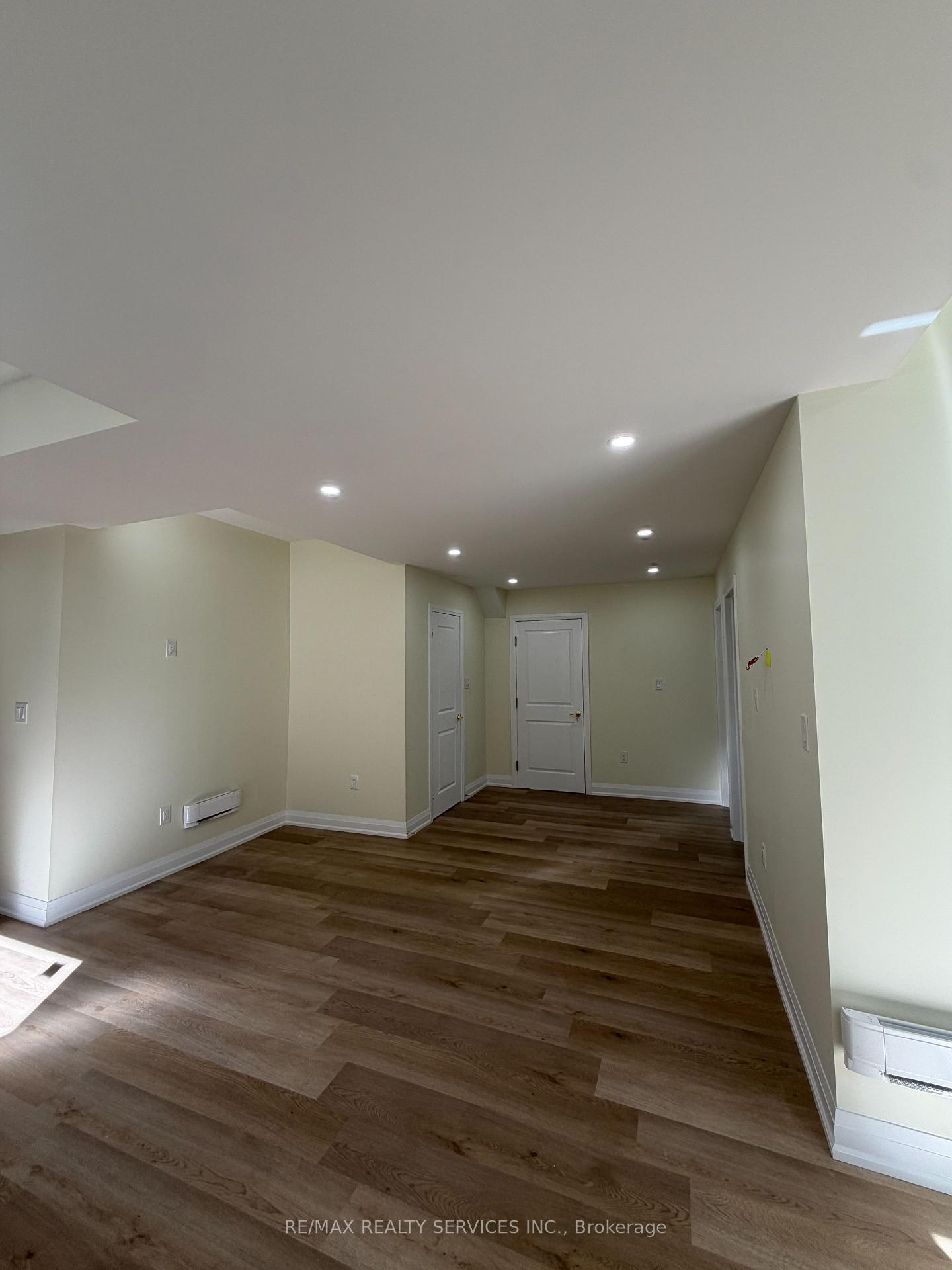 Photo 7 of Unit LOWER, 1324 Peony Path, Oakville, Joshua Meadows — HOMEH
