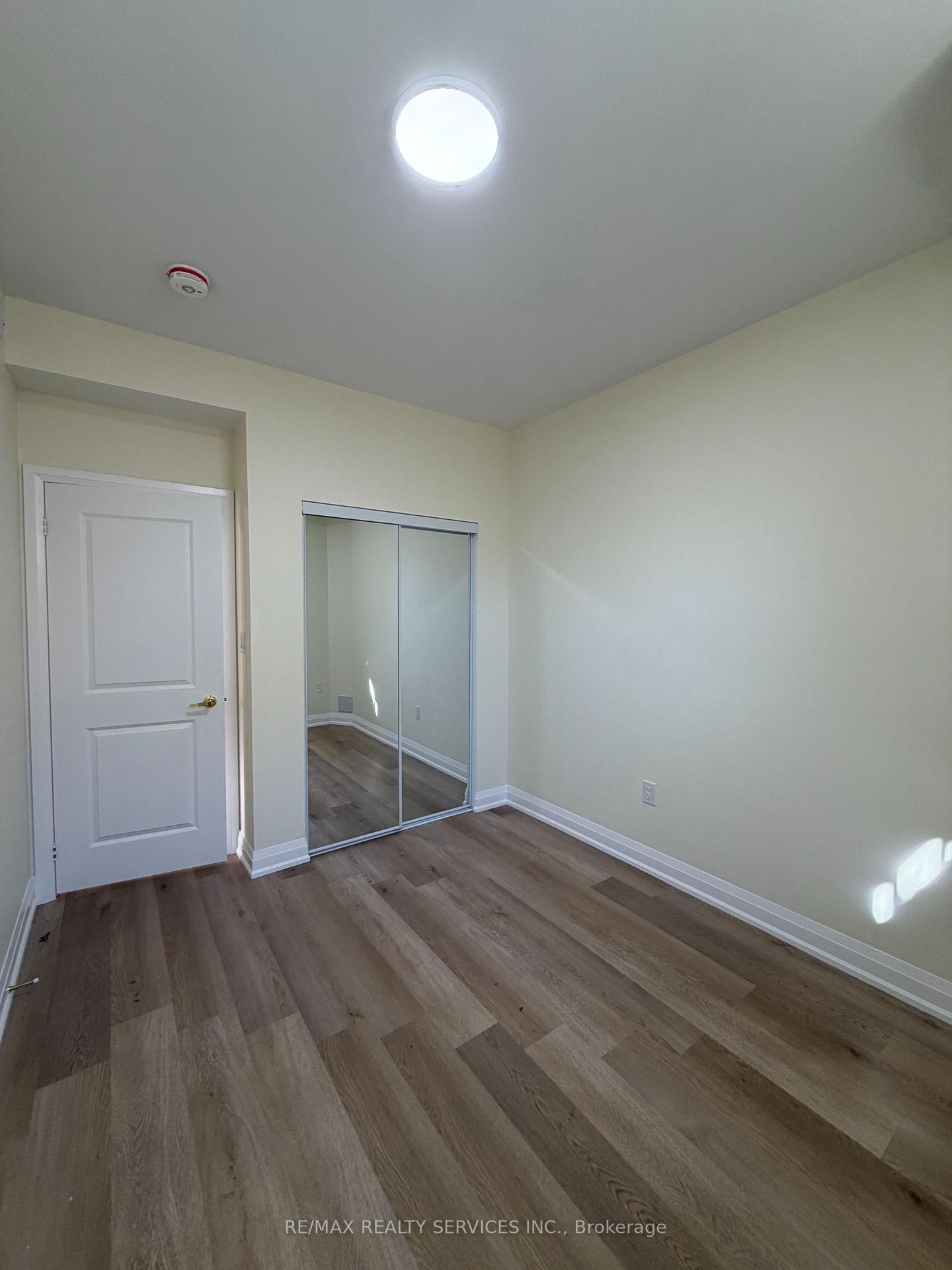 Photo 9 of Unit LOWER, 1324 Peony Path, Oakville, Joshua Meadows — HOMEH
