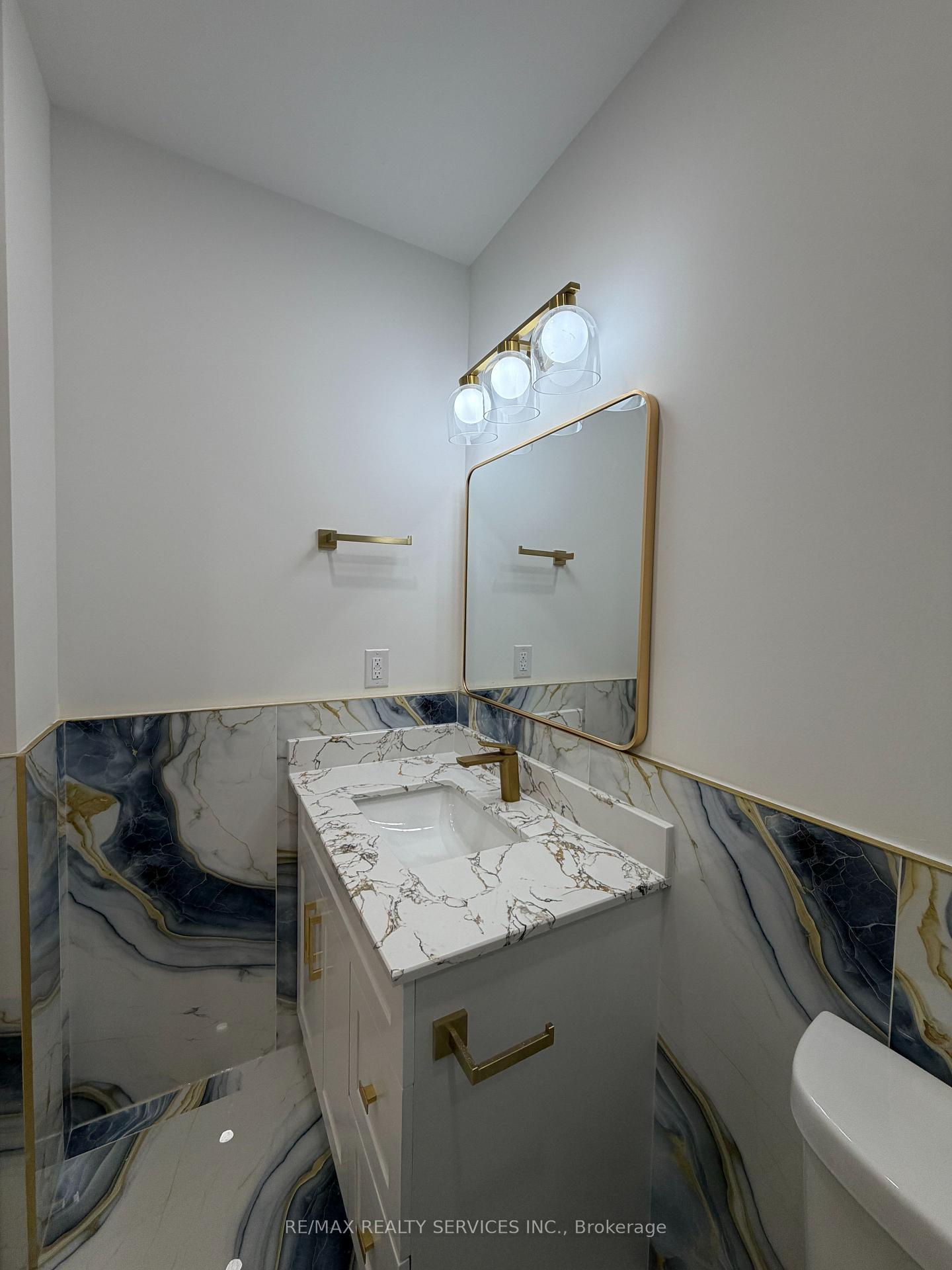Photo 13 of Unit LOWER, 1324 Peony Path, Oakville, Joshua Meadows — HOMEH