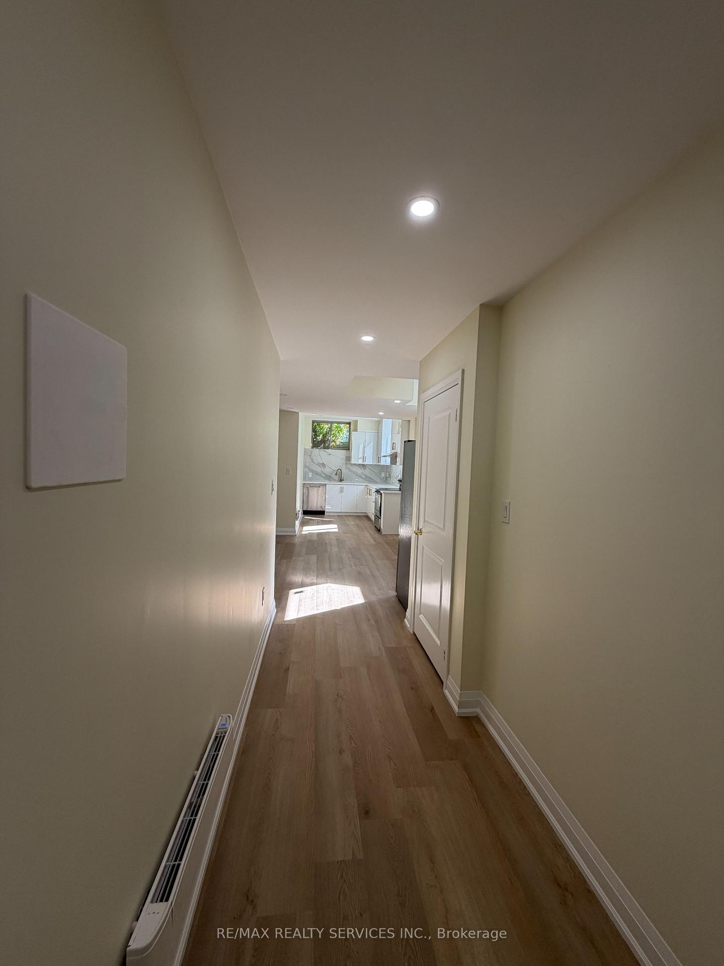 Photo 16 of Unit LOWER, 1324 Peony Path, Oakville, Joshua Meadows — HOMEH