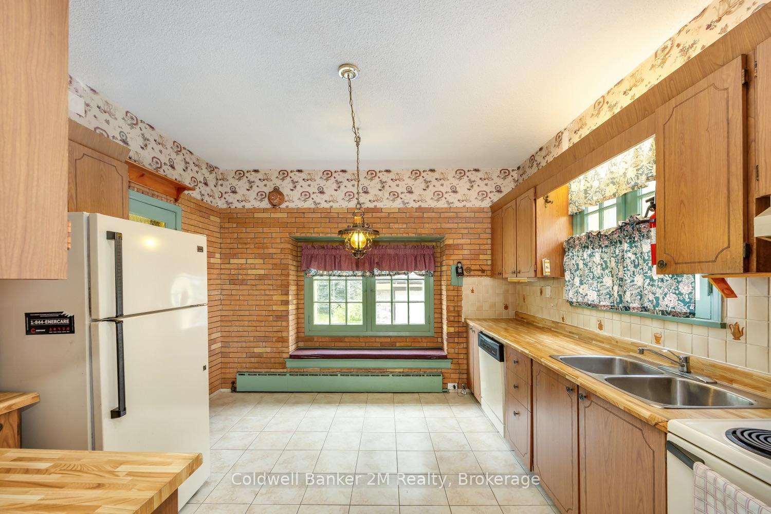Photo 21 of 408 Simcoe Street N, Oshawa, O'Neill — HOMEH