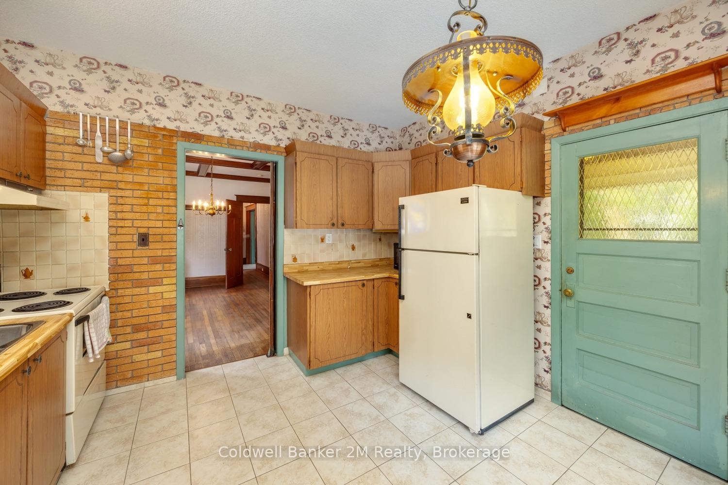 Photo 23 of 408 Simcoe Street N, Oshawa, O'Neill — HOMEH