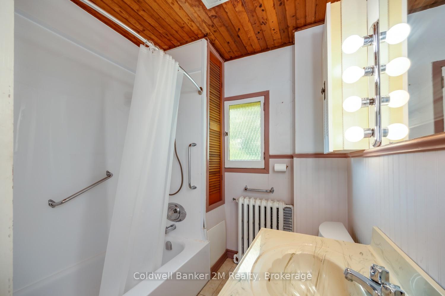 Photo 31 of 408 Simcoe Street N, Oshawa, O'Neill — HOMEH