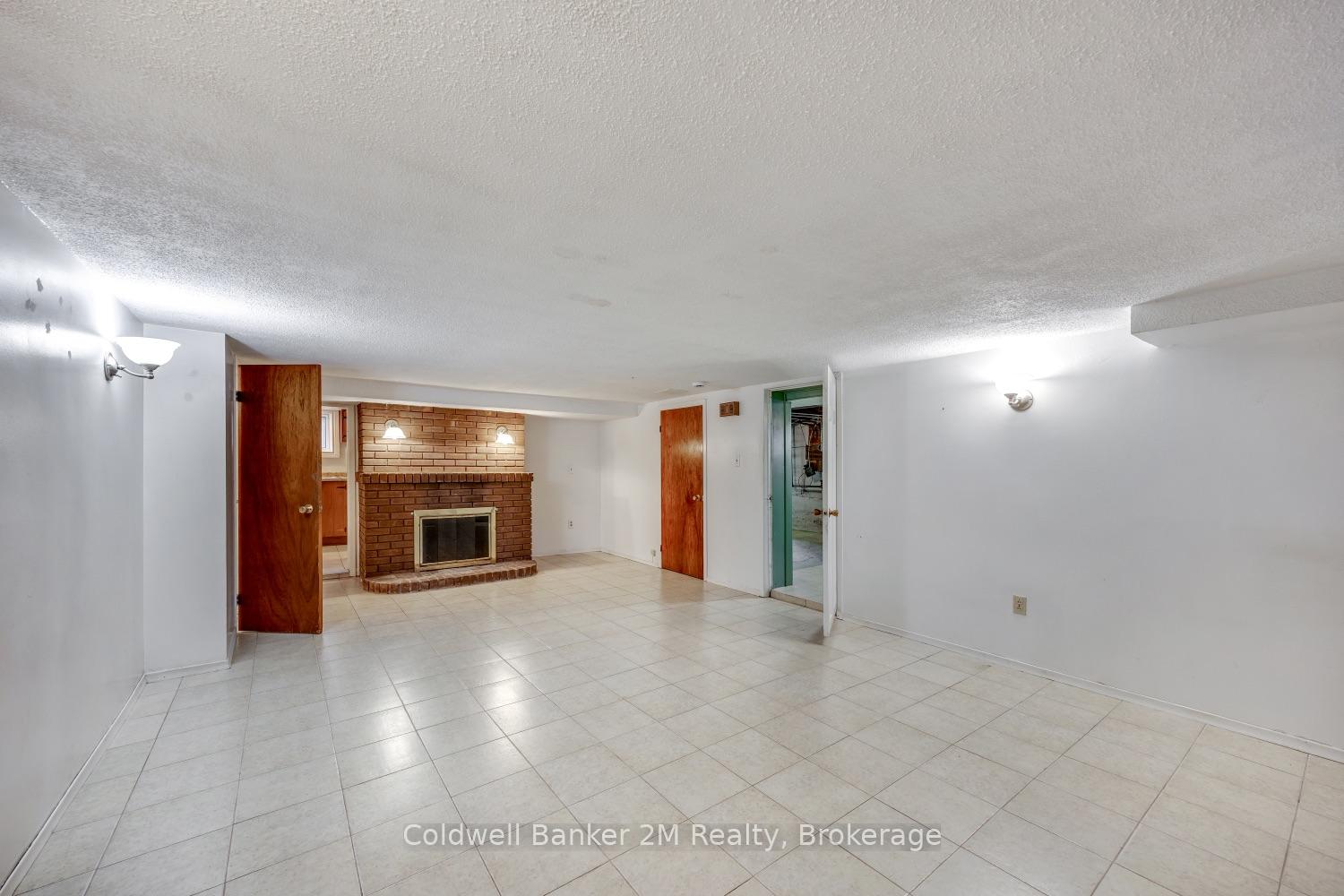 Photo 40 of 408 Simcoe Street N, Oshawa, O'Neill — HOMEH