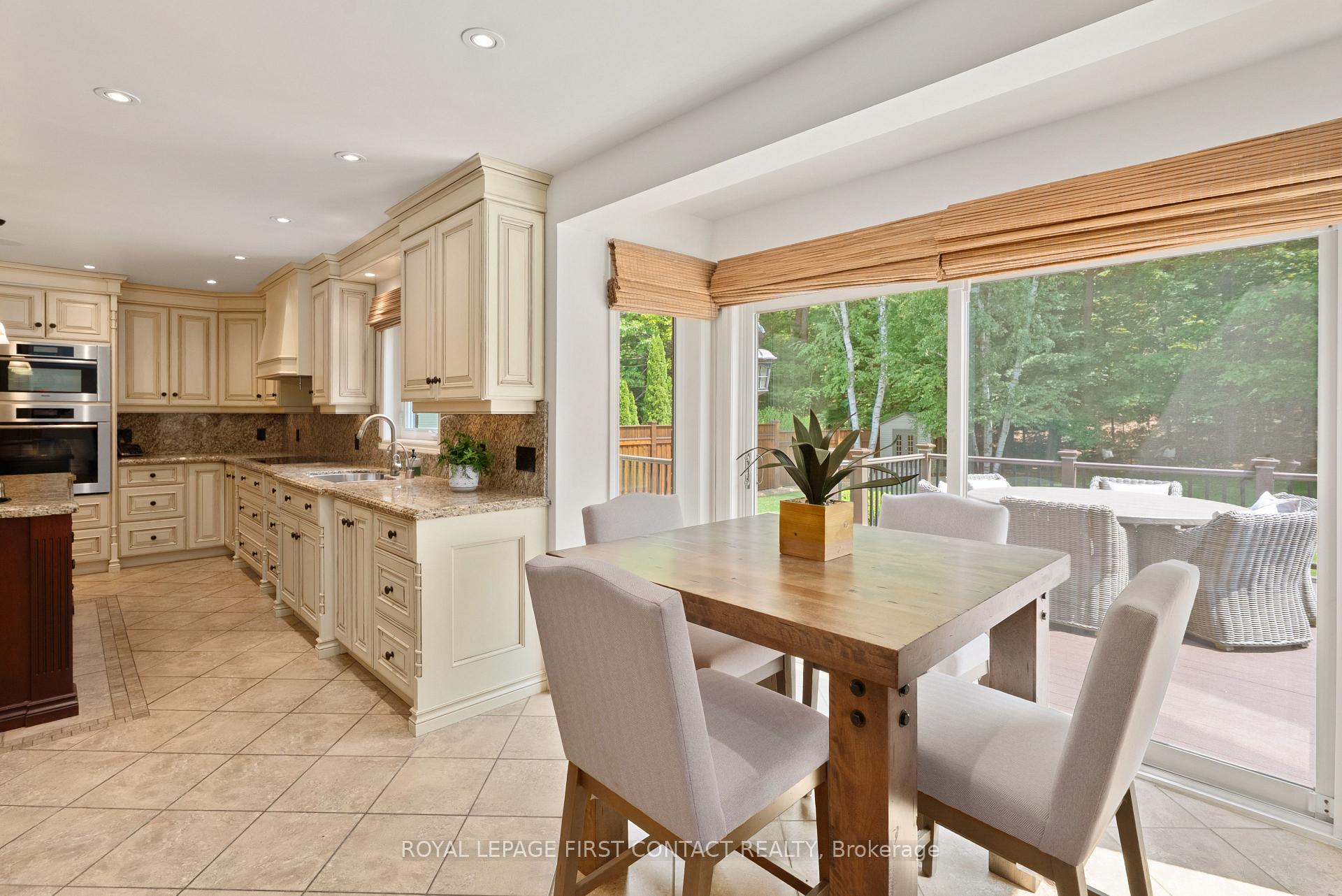 Photo 5 of 92 Wildwood Trail, Barrie, Ardagh — HOMEH