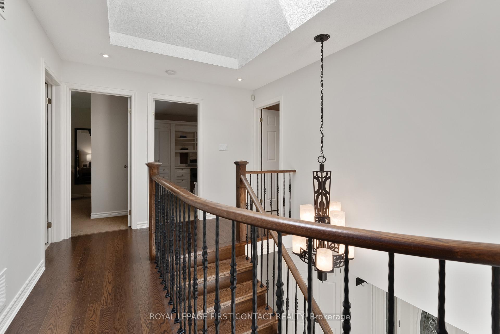 Photo 20 of 92 Wildwood Trail, Barrie, Ardagh — HOMEH
