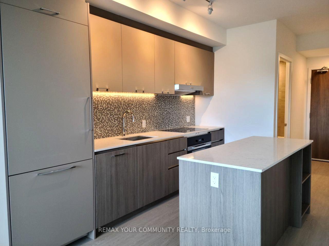 Photo 2 of Unit 410, 8188 Yonge Street, Vaughan, Uplands — HOMEH
