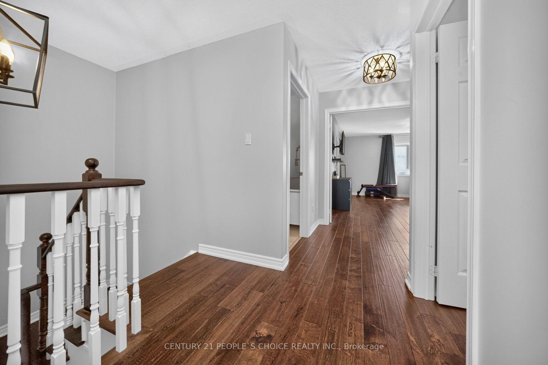 Photo 23 of 812 Knotty Pine Grove, Mississauga, Meadowvale Village — HOMEH