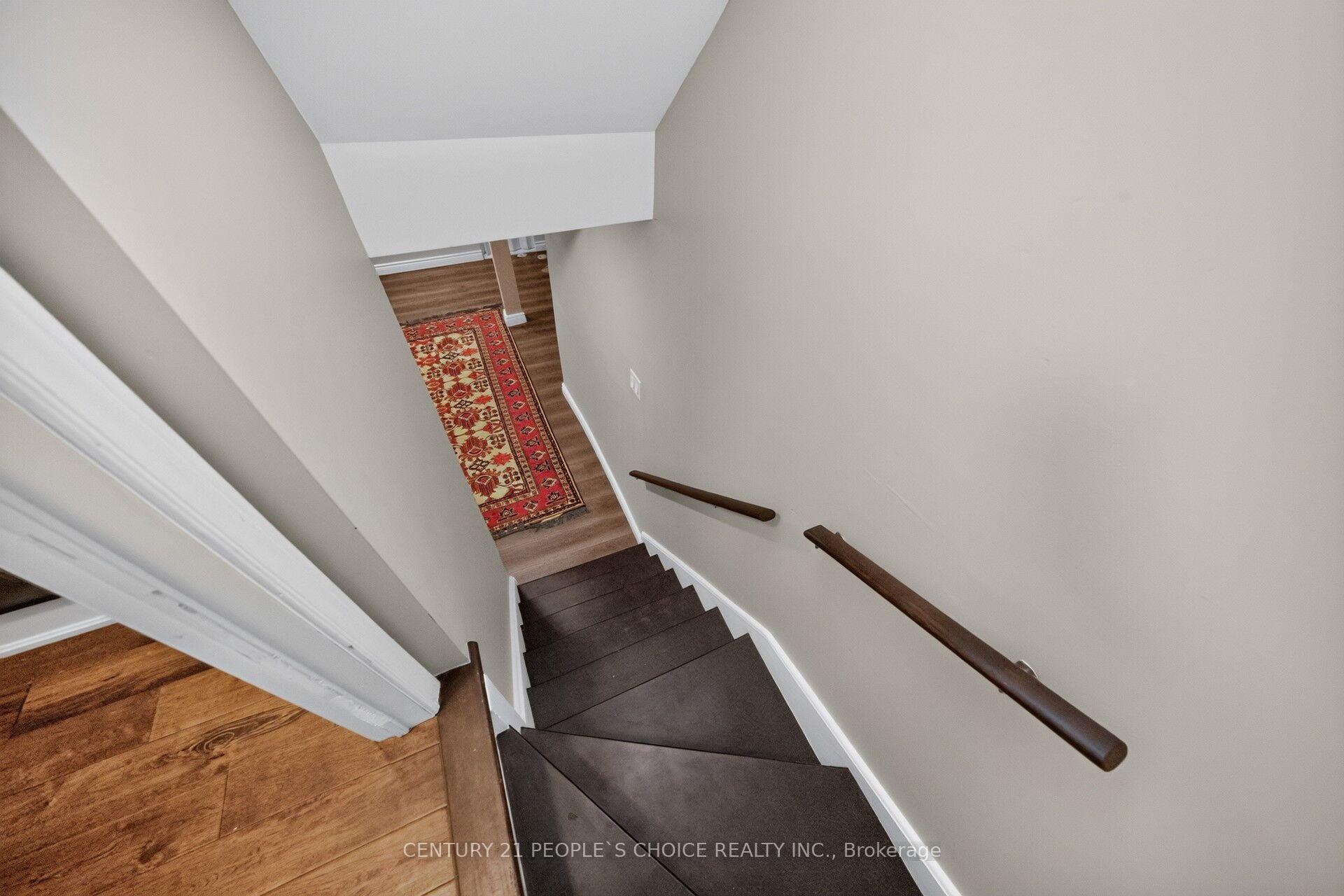 Photo 39 of 812 Knotty Pine Grove, Mississauga, Meadowvale Village — HOMEH