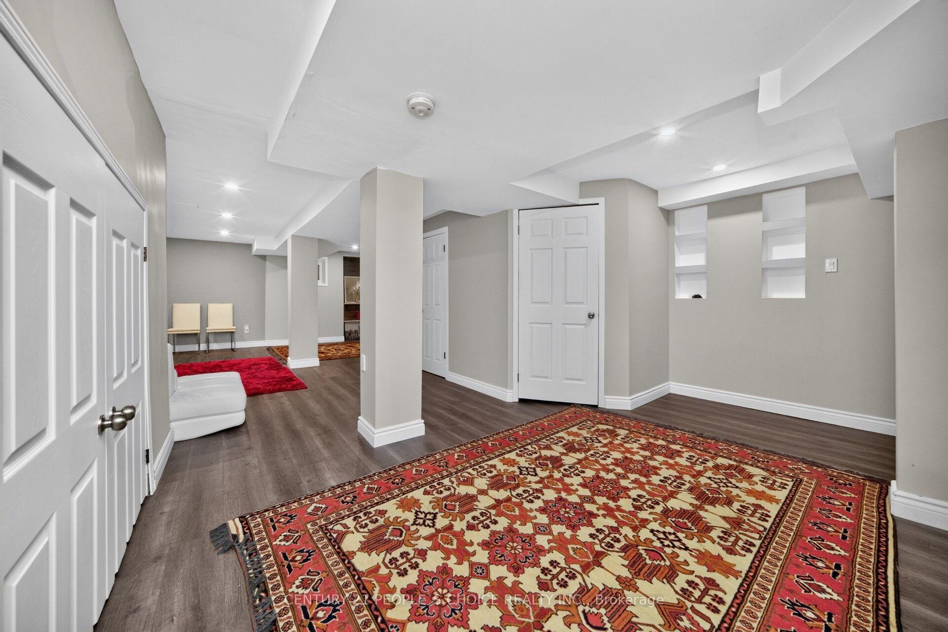 Photo 40 of 812 Knotty Pine Grove, Mississauga, Meadowvale Village — HOMEH
