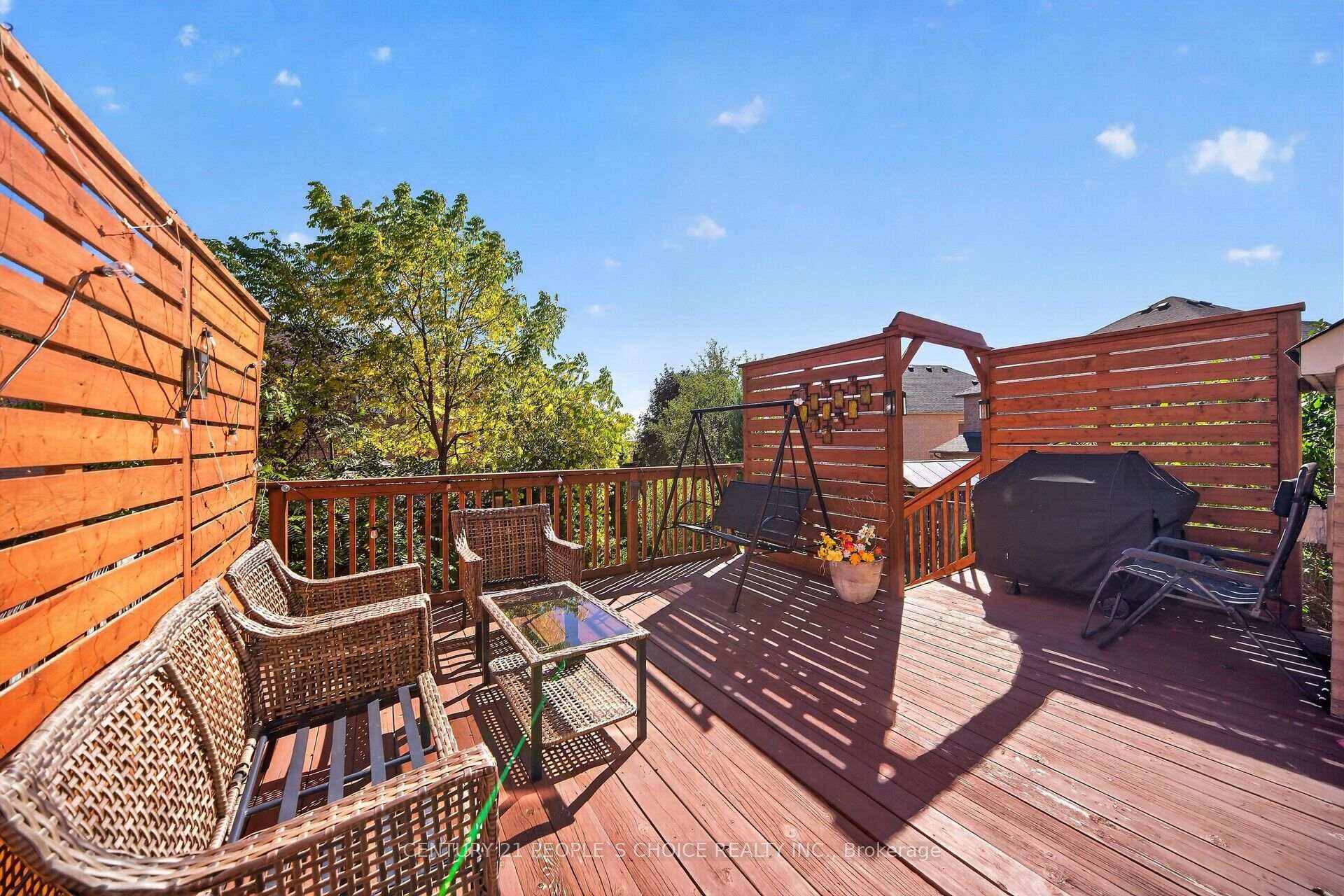 Photo 48 of 812 Knotty Pine Grove, Mississauga, Meadowvale Village — HOMEH