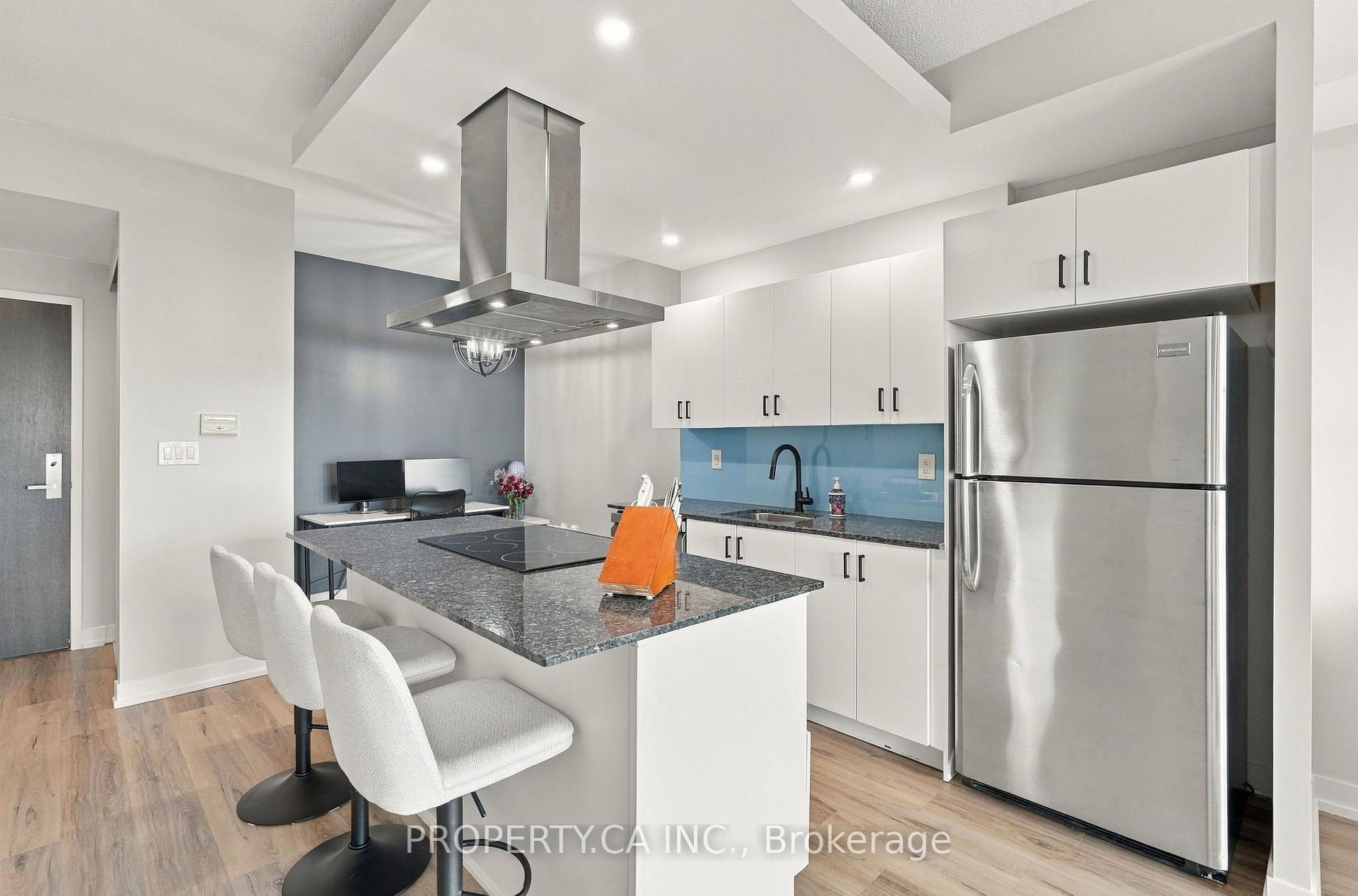 Photo 6 of Unit 2029, 165 Legion Road N, Etobicoke, Mimico — HOMEH