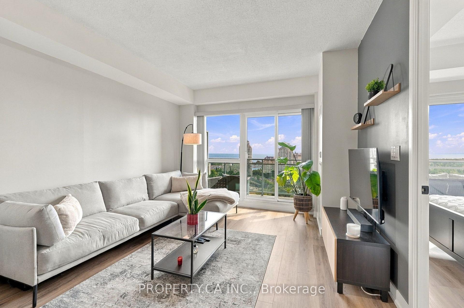 Photo 14 of Unit 2029, 165 Legion Road N, Etobicoke, Mimico — HOMEH