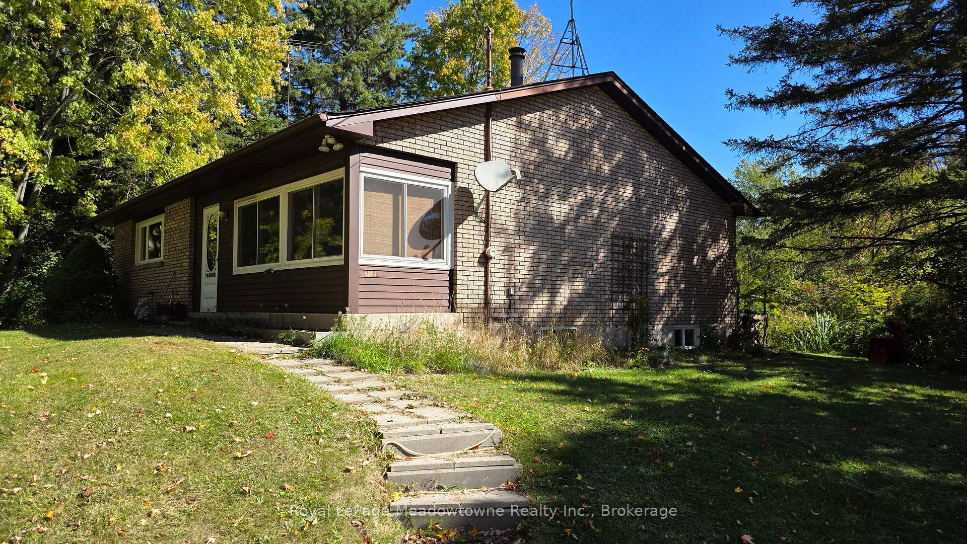 Photo 3 of 4202 15 Side Road, Milton, Rural Nassagaweya — HOMEH