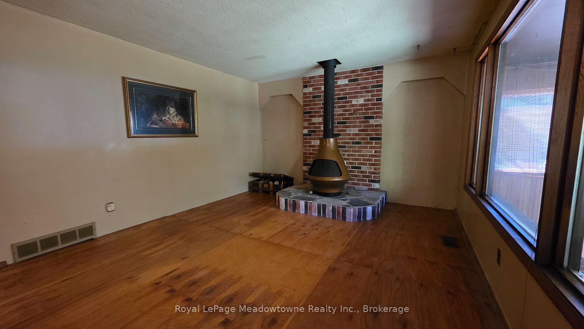 Photo 11 of 4202 15 Side Road, Milton, Rural Nassagaweya — HOMEH