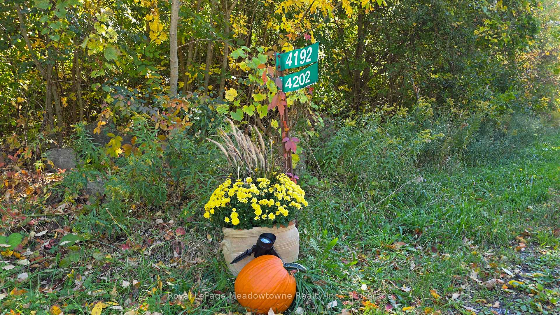Photo 26 of 4202 15 Side Road, Milton, Rural Nassagaweya — HOMEH