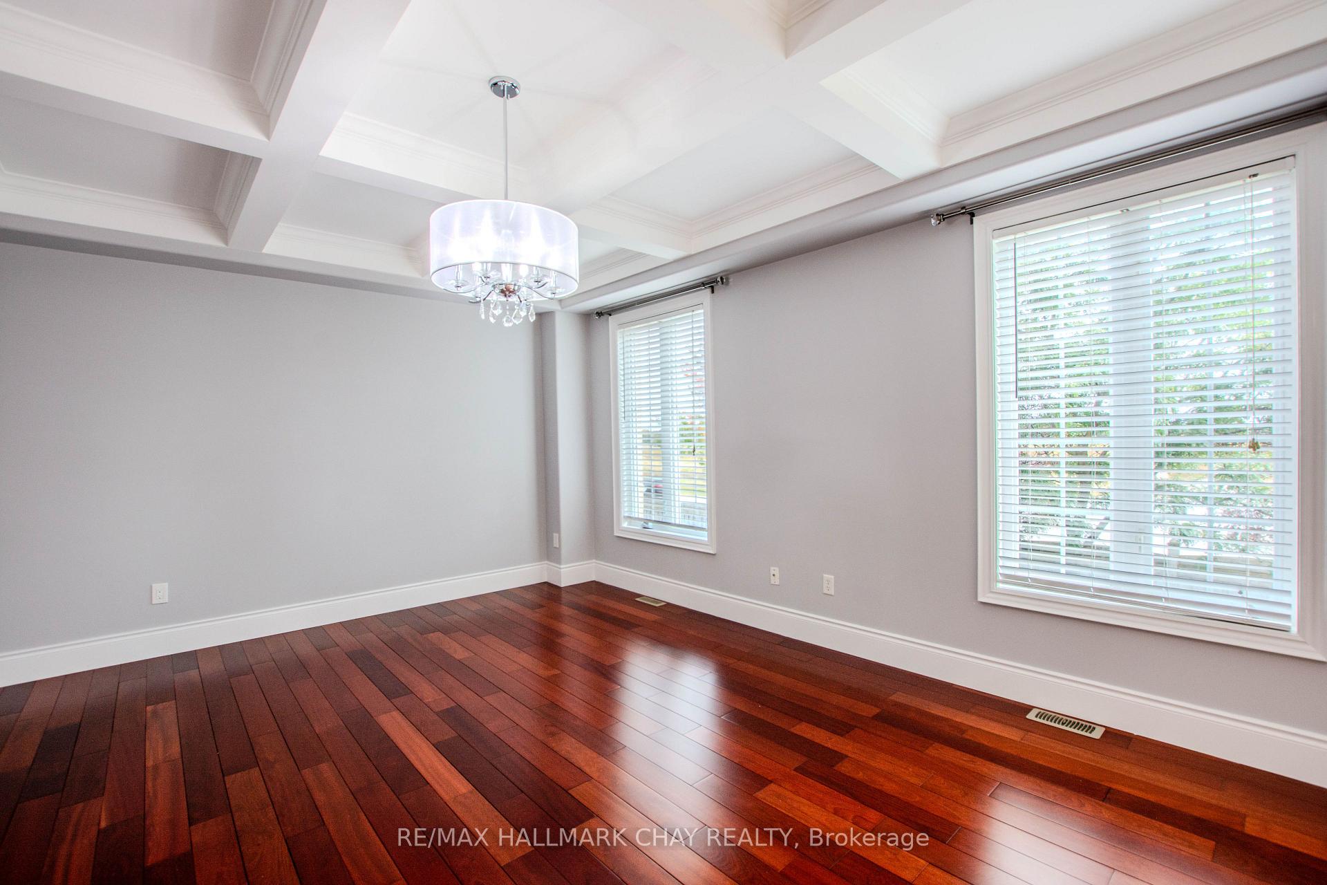 Photo 15 of 104 Succession Crescent, Barrie, Innis-Shore — HOMEH