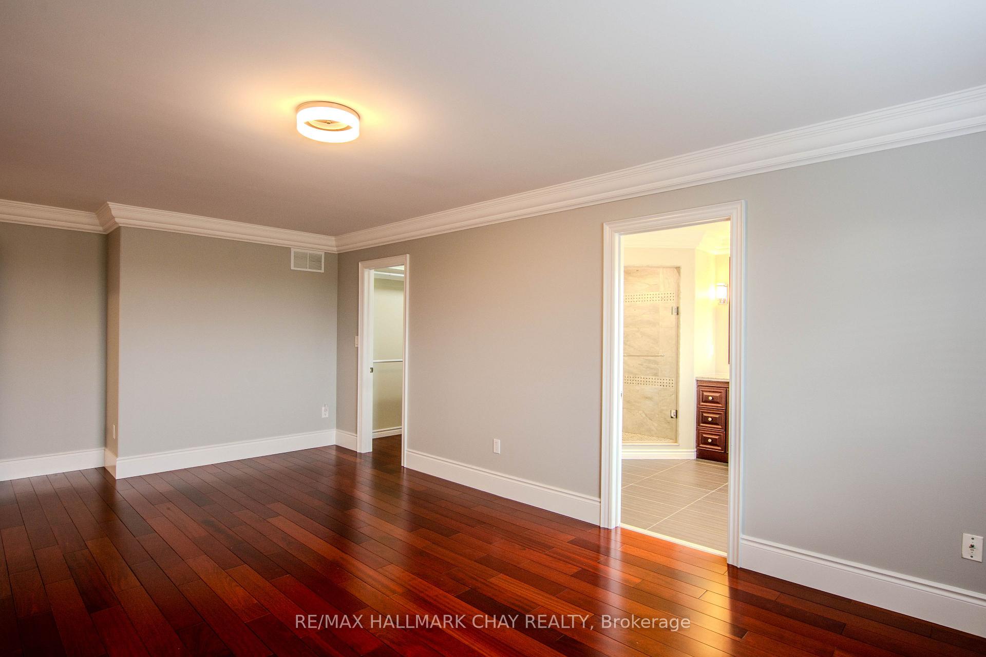 Photo 31 of 104 Succession Crescent, Barrie, Innis-Shore — HOMEH