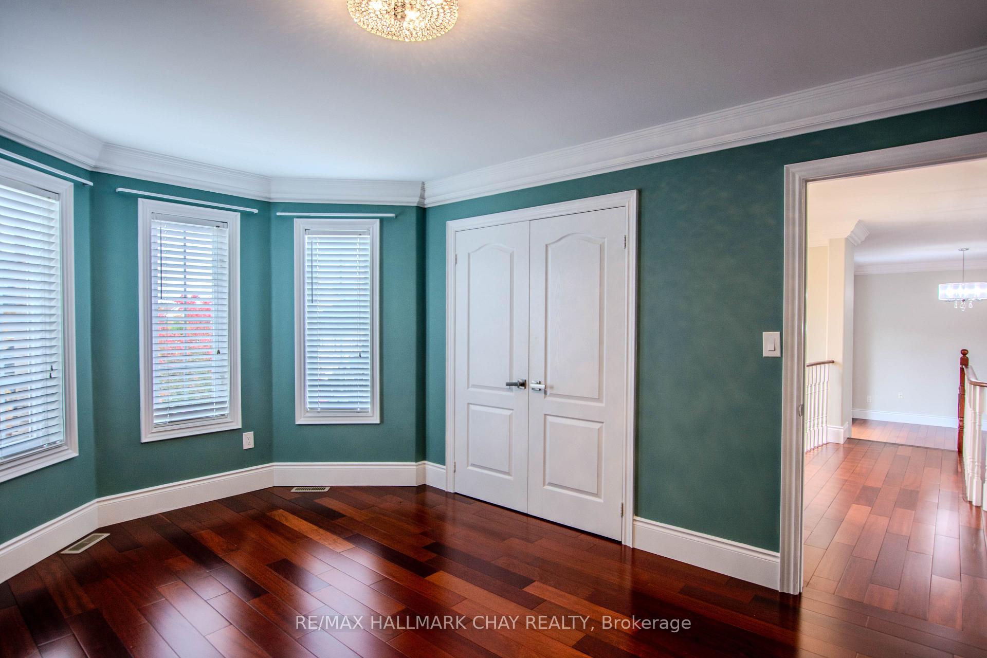 Photo 39 of 104 Succession Crescent, Barrie, Innis-Shore — HOMEH