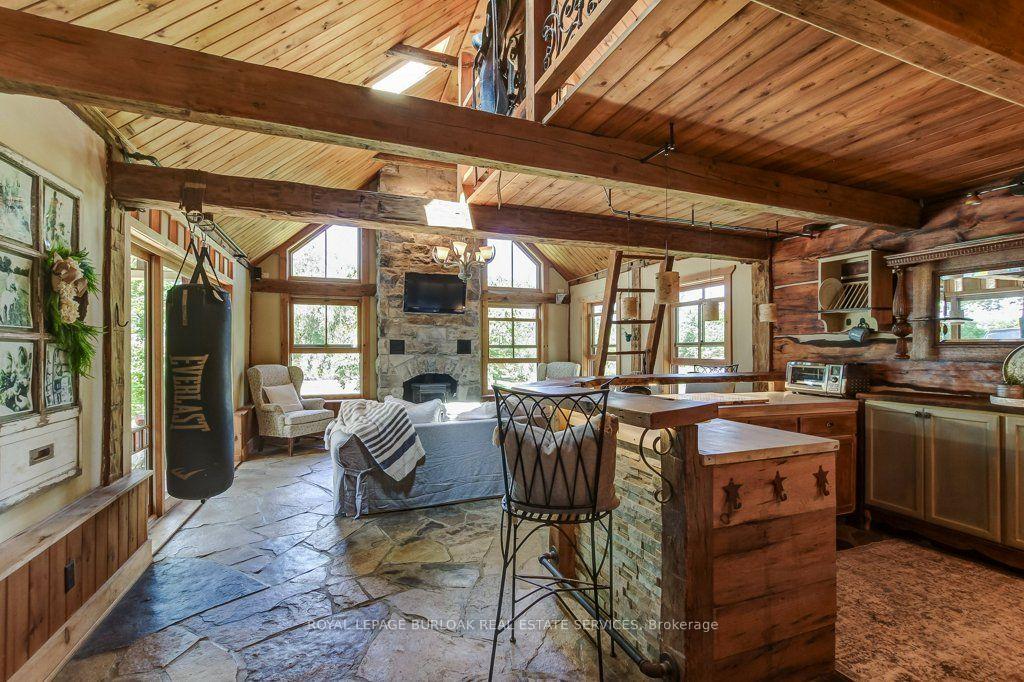 Photo 4 of 2108 Westbrook Road, Hamilton, Rural Glanbrook — HOMEH