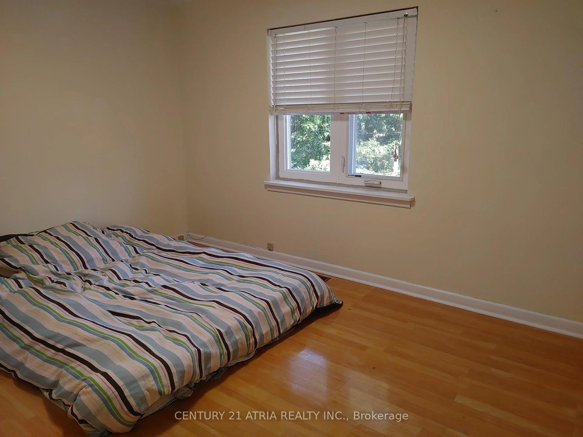 Photo 12 of 36 Chesapeake Avenue, Scarborough, Clairlea-Birchmount — HOMEH