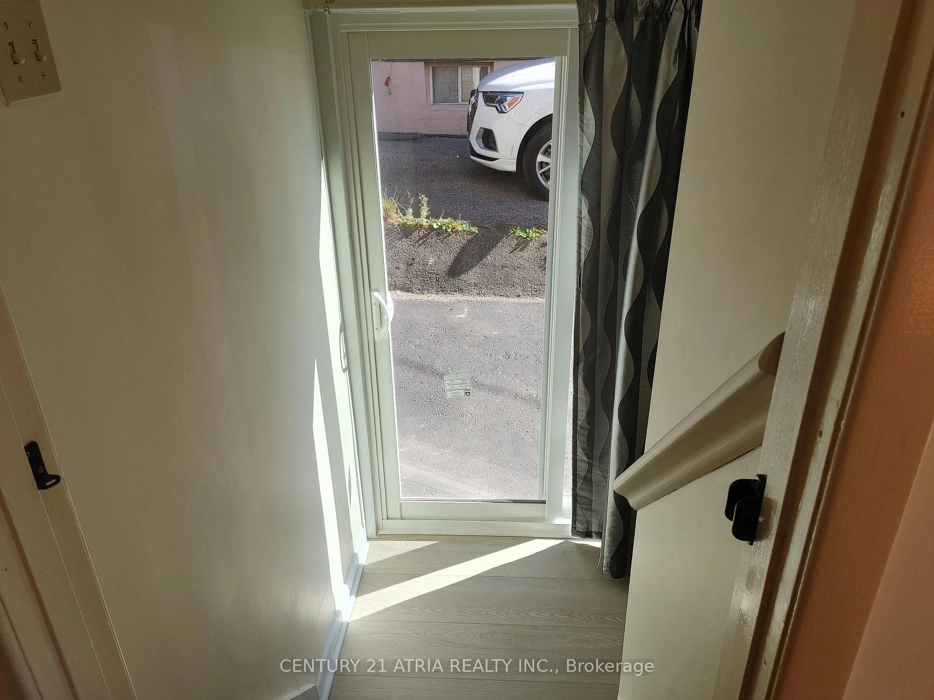 Photo 19 of 36 Chesapeake Avenue, Scarborough, Clairlea-Birchmount — HOMEH